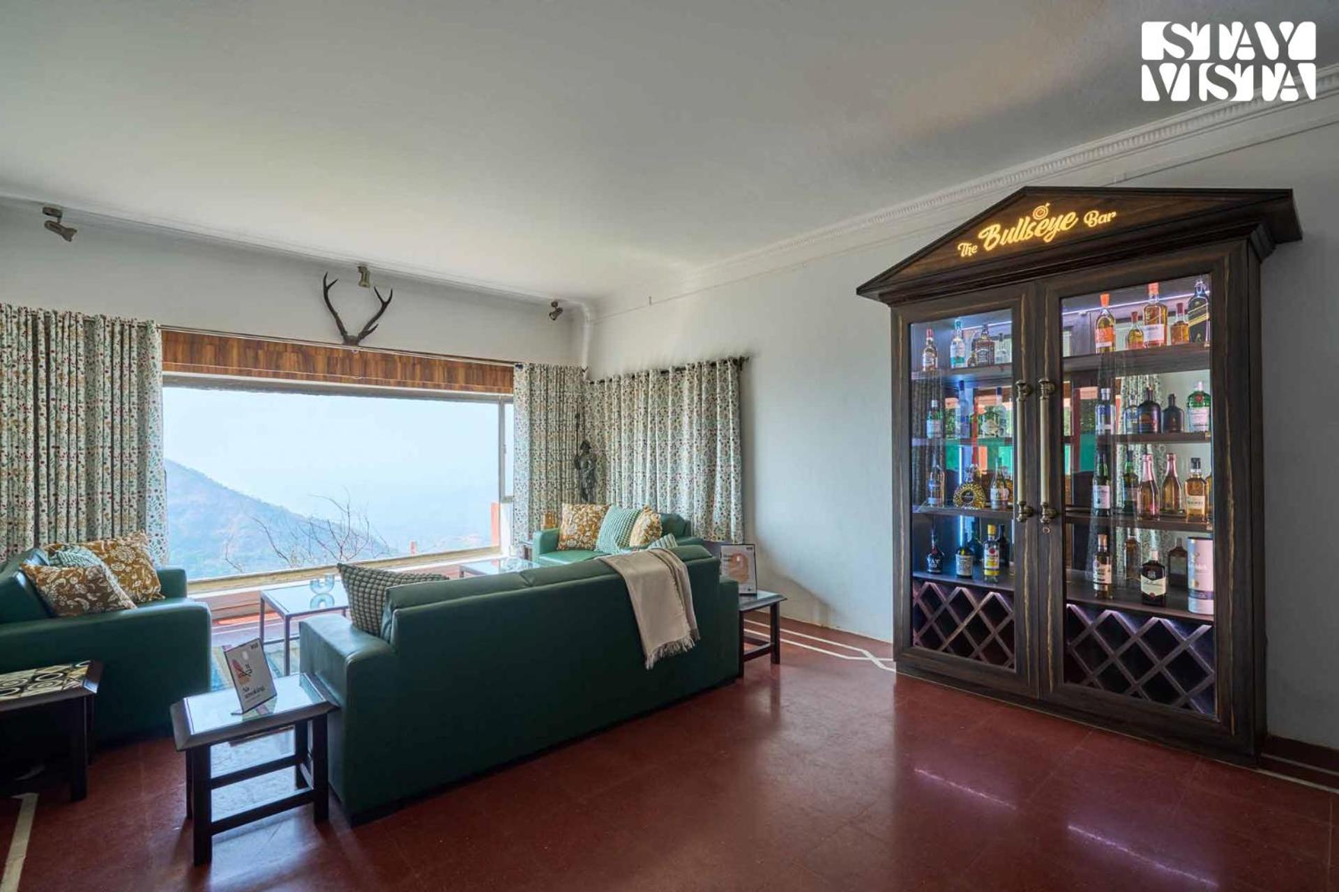 Stayvista At Cliffhanger Solitude With Balcony, Lawn Колхапур Екстериор снимка