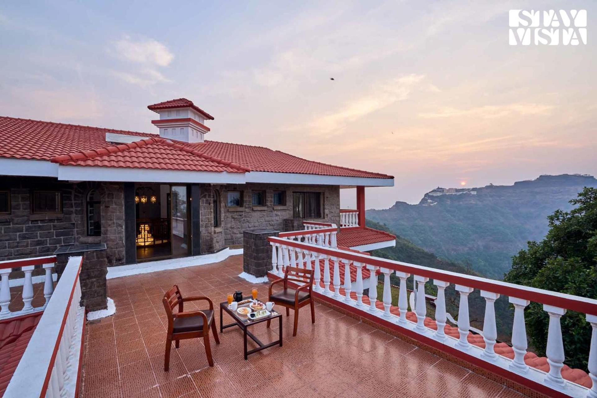 Stayvista At Cliffhanger Solitude With Balcony, Lawn Колхапур Екстериор снимка